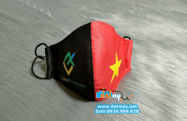 May khẩu trang vải Lite hình cờ Việt Nam