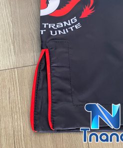 quần đùi vải dù xẻ tà
