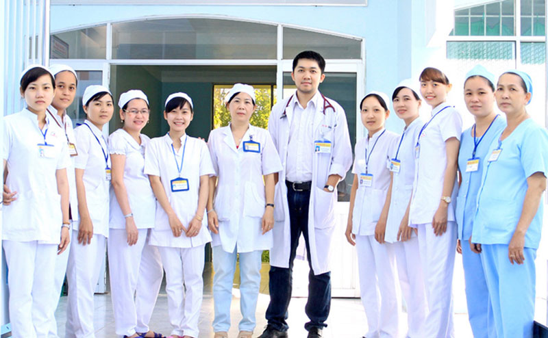 Tổng hợp các mẫu áo blouse trắng sinh viên khoa y mới nhất, áo blouse vải  tốt giá tốt TPHCM