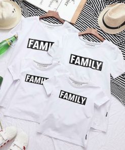 áo thun gia đình đơn giản