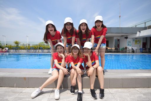 mũ đồng phục team building màu trắng