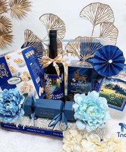 Ý nghĩa giỏ quà Tết màu xanh