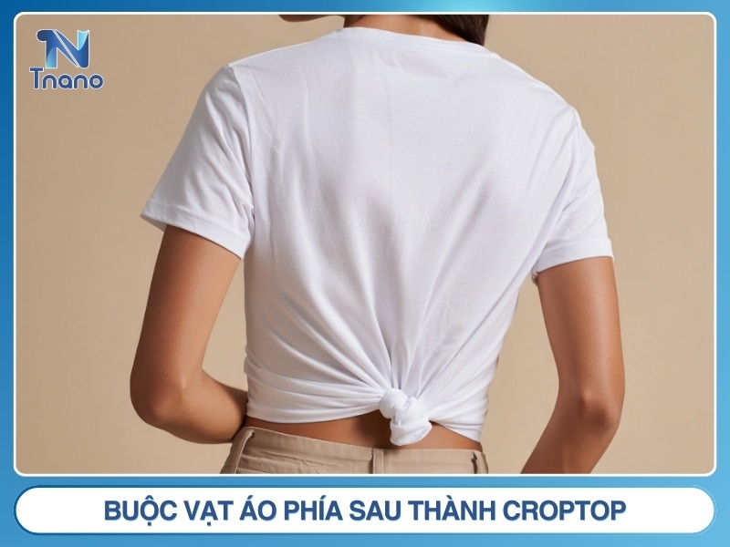 Cách 5: Buộc vạt áo phía sau thành croptop