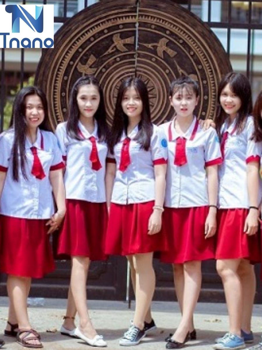 Đồng phục học sinh trường Trường Chinh