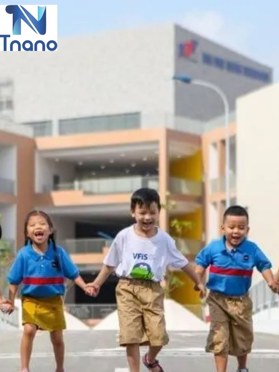 Đồng phục Trường Quốc tế Việt Nam - Phần Lan (VFIS)