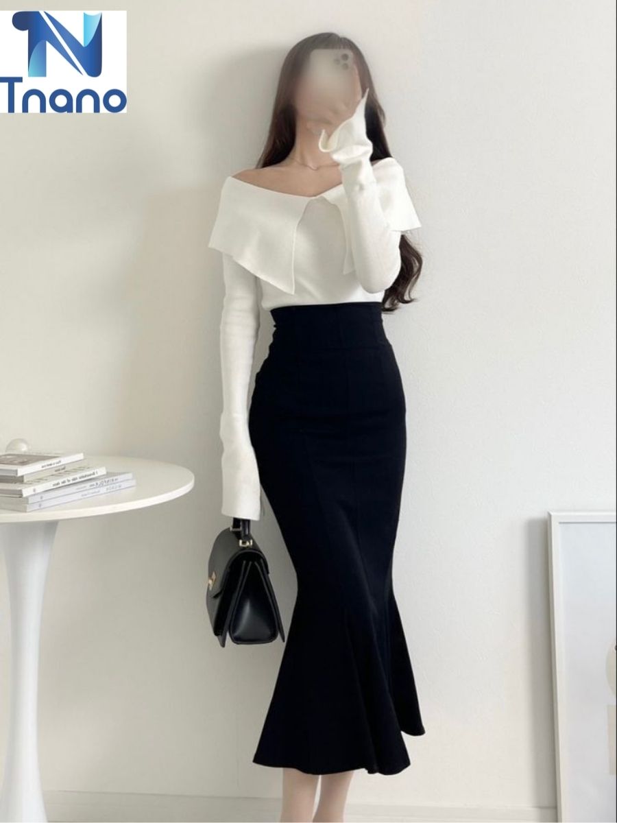 Tôn đường cong quyến rũ với váy đuôi cá dáng dài