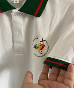 Áo thun cổ trụ logo Năm Thánh