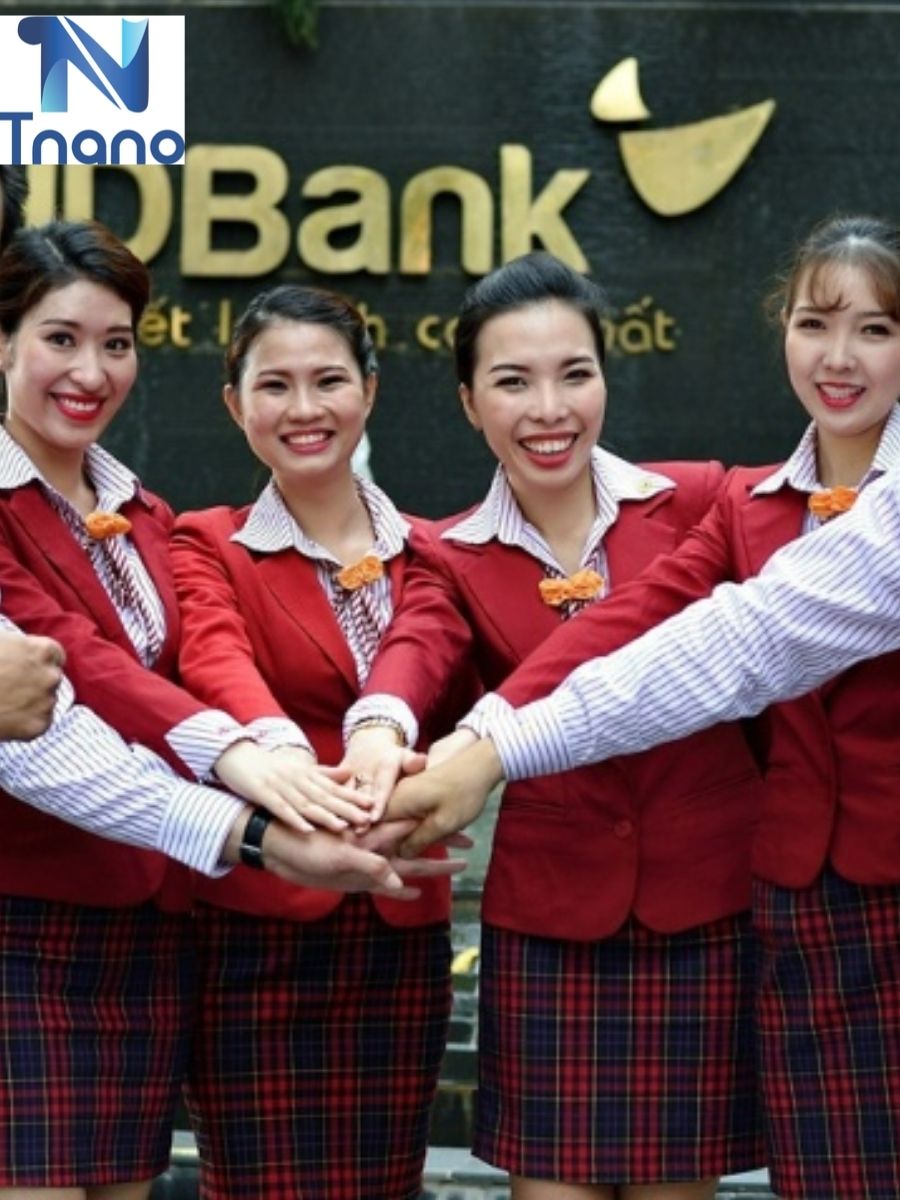 Đồng phục HD Bank giúp xây dựng hình ảnh thương hiệu