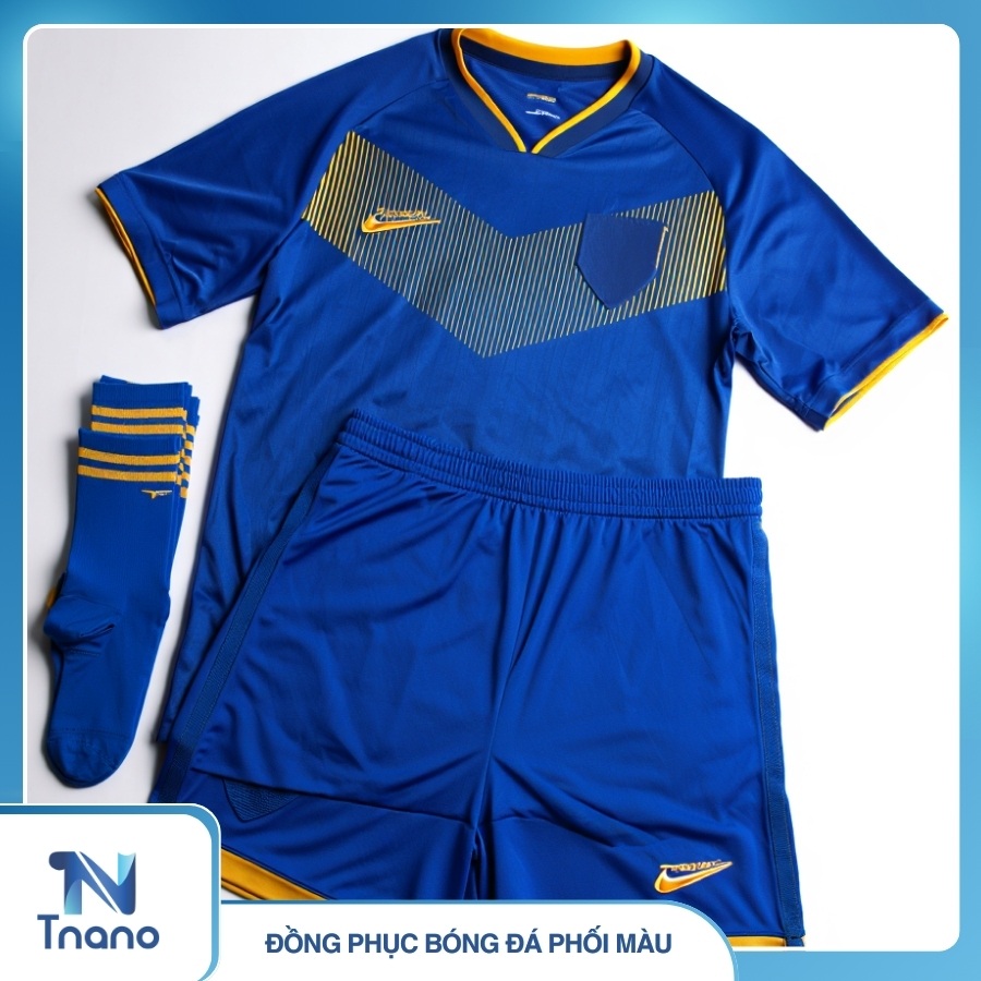 Đồng phục bóng đá phối màu độc đáo